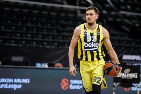 E. Ulanovas palieka „Fenerbahce“, juo domisi „AX Milan“ ir „Maccabi“ ekipos