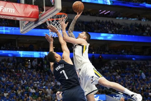 NBA atkrintamųjų startas: be L. Dončičiaus rungtyniavę „Mavericks“ nusileido „Jazz“