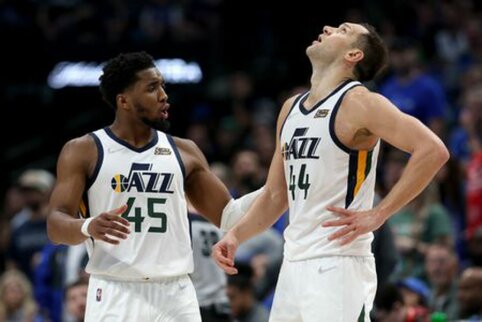 „Jazz“ ir „Knicks“ tariasi dėl D. Mitchello mainų