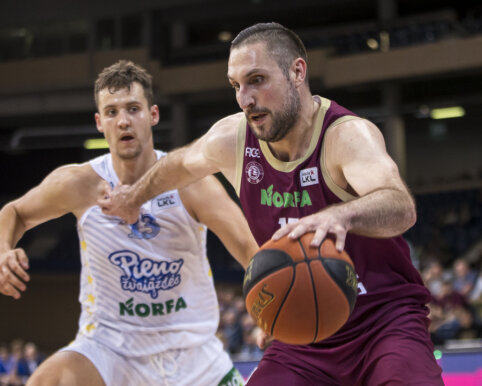 „Lietkabelis“ namuose palaužė ir „Nevėžį“