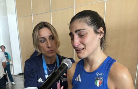 Olimpiados skandalas: Italijos boksininkė prasileido stiprų smūgį nuo „translytės“ bei atsisakė kovoti toliau